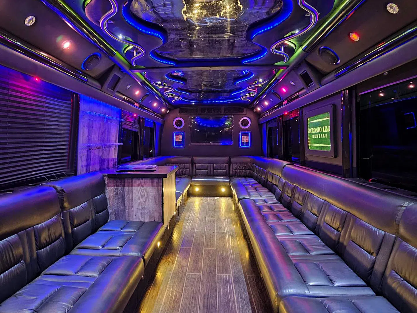 Party Bus 34-36 Passengers Interior
