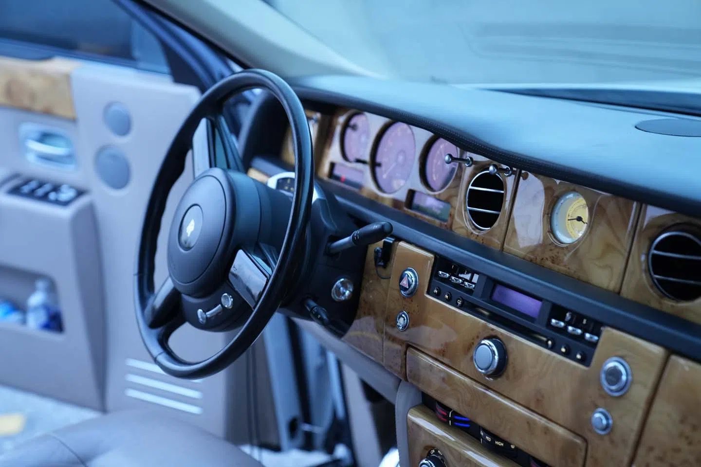 Rolls Royce Phantom - 4 Passengers Interior