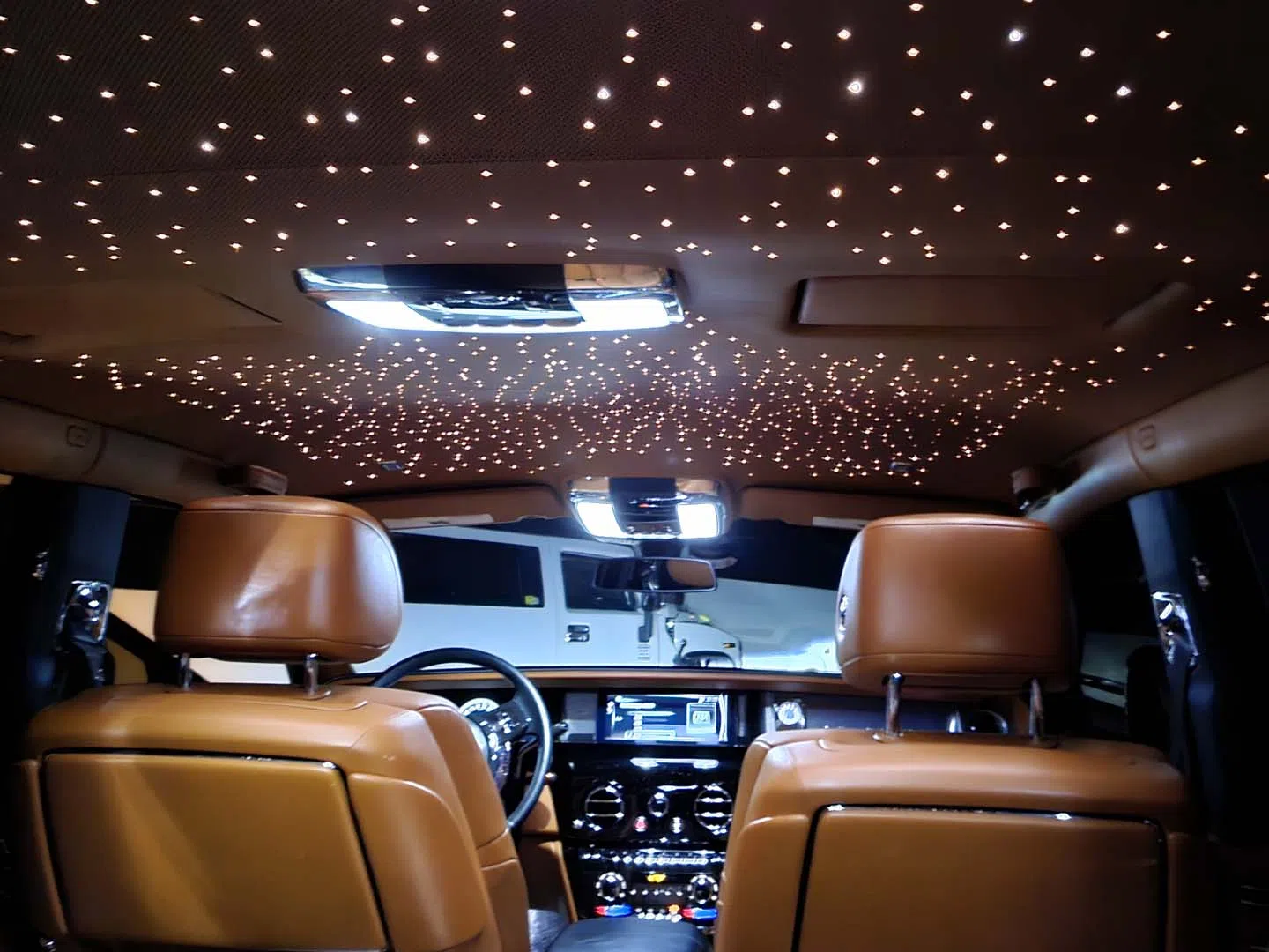 Rolls Royce Series 8 Interior